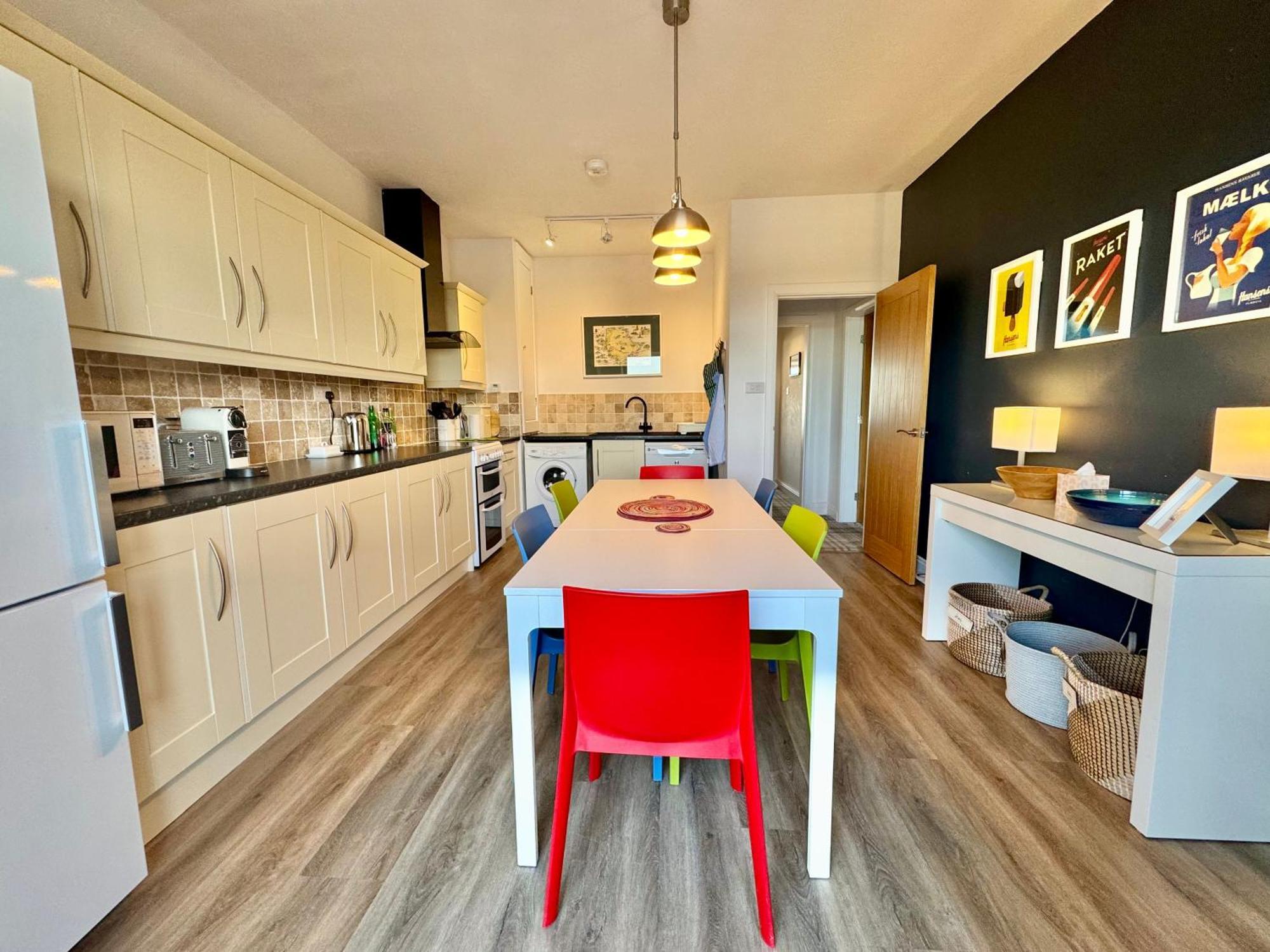Lagoon View - Sea View- Pet Friendly - 2 Bed Apt - En-Suite Trearddur Exterior foto