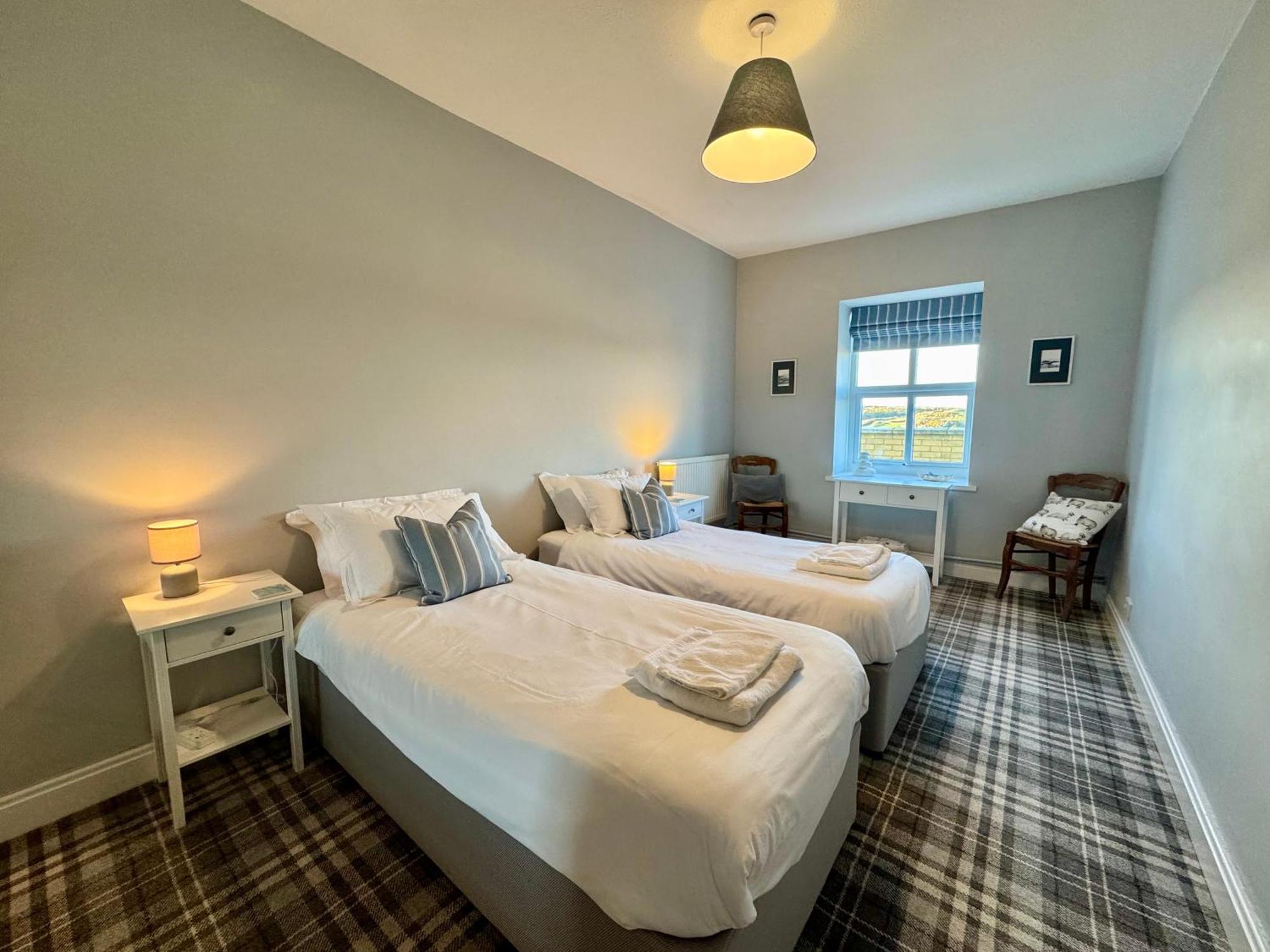 Lagoon View - Sea View- Pet Friendly - 2 Bed Apt - En-Suite Trearddur Exterior foto