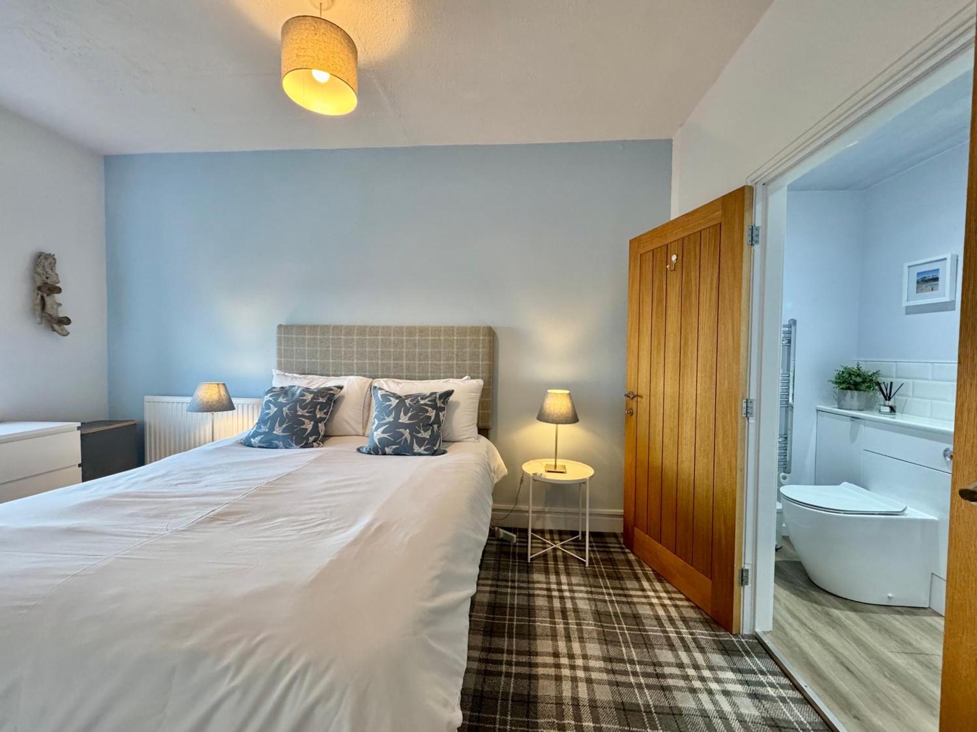 Lagoon View - Sea View- Pet Friendly - 2 Bed Apt - En-Suite Trearddur Exterior foto